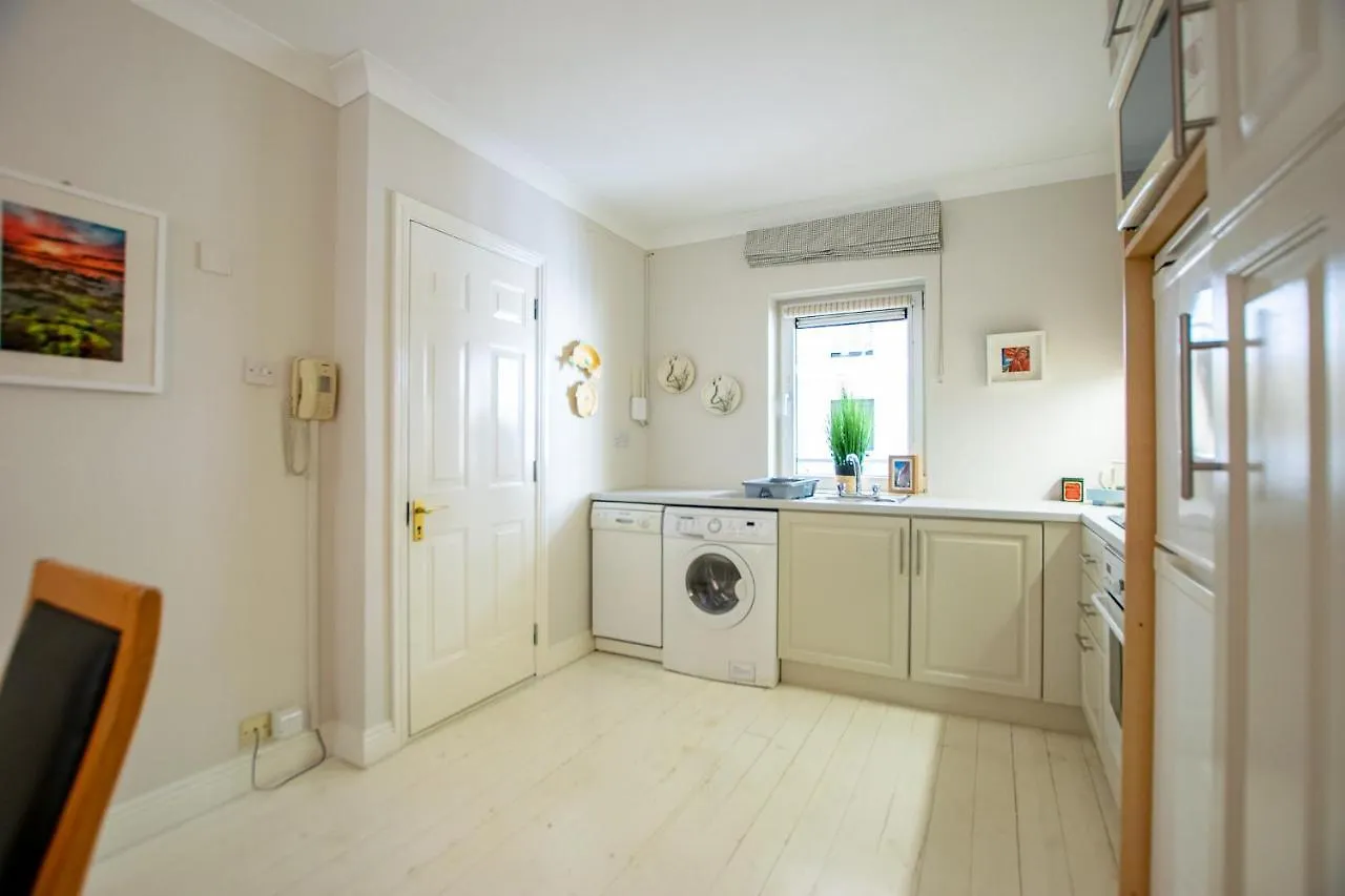 225 - The Carrowmore At The Harbour Mills By Shortstays! 웨스트포트