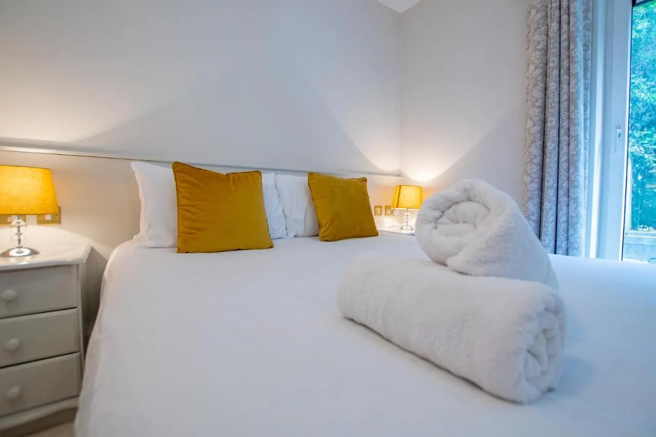 아파트 225 - The Carrowmore At The Harbour Mills By Shortstays! 웨스트포트