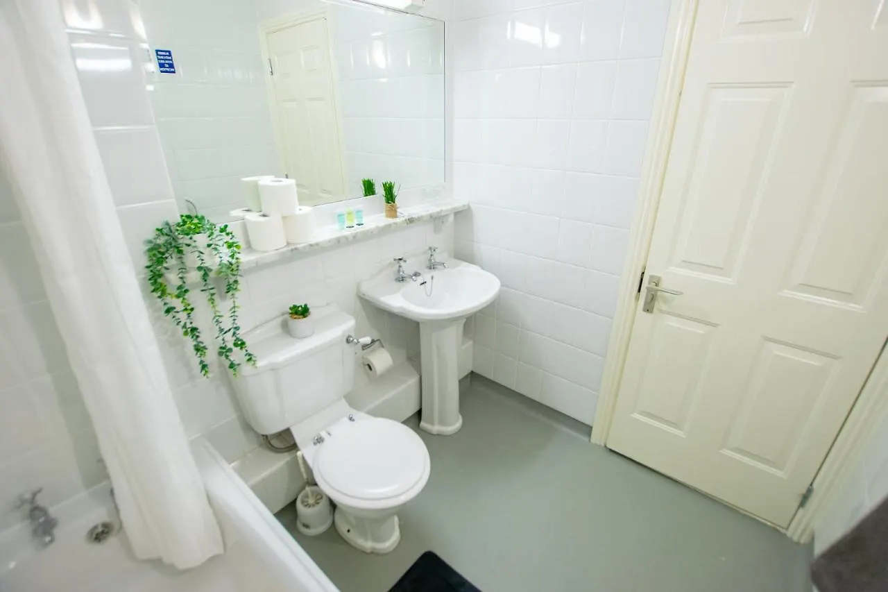 아파트 225 - The Carrowmore At The Harbour Mills By Shortstays! 웨스트포트